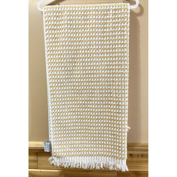 UGG Bath Towel Larissa Fall Yellow Leaf White Dot Fringe 100% Oeko Tex Cotton - Picture 1 of 7